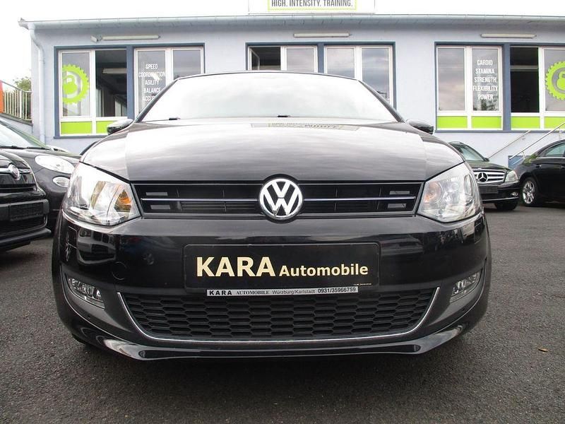 Gebraucht VW Polo 90 PS (66 kW) 2013 Schwarz Limousine