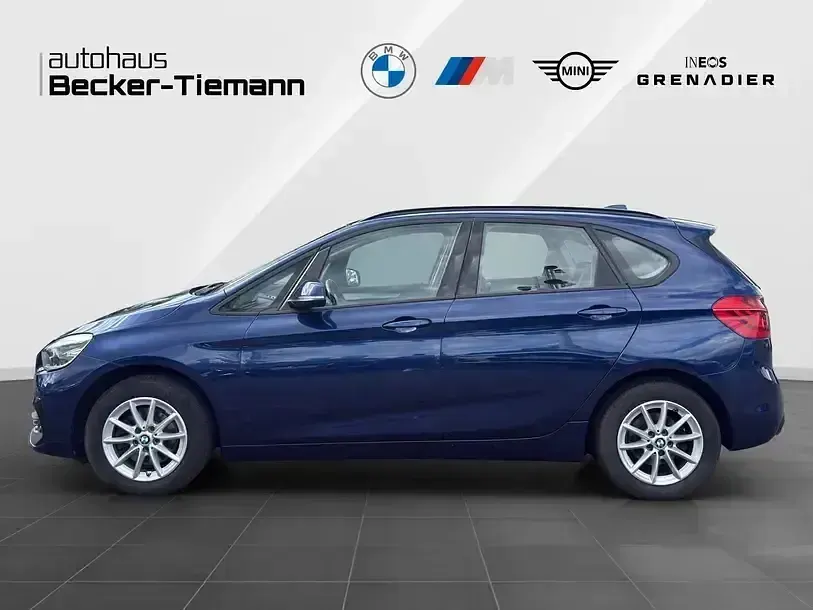 Gebraucht BMW 220 Active Tourer Sport Line 190 PS (139 kW) 2019 Mediterranblau Van / Kleinbus