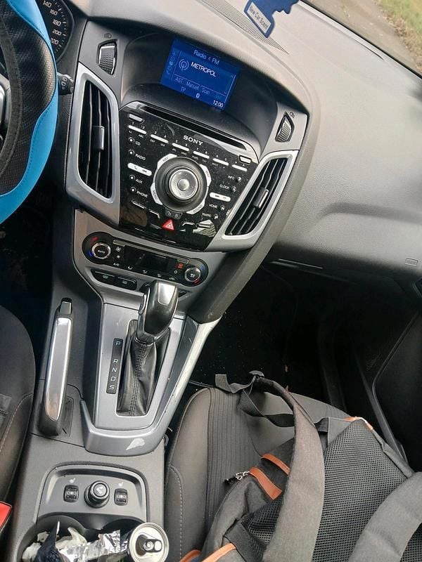 Gebraucht Ford Focus 2012 Grau Kombi