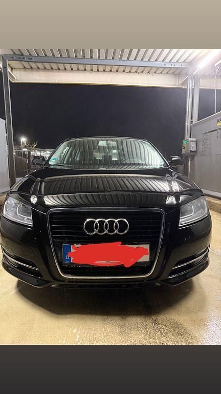 Schwarz Gebraucht 2011 Audi A3 Limousine | 5.200 € (Guter Preis) - Bild 1/4