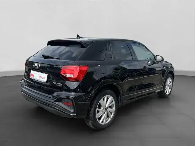 Gebraucht Audi Q2 S-Line 190 PS (139 kW) 2025 Mythosschwarz metallic SUV