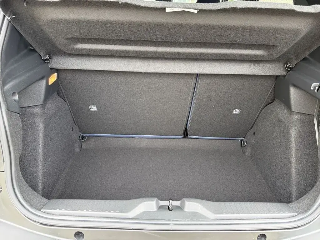 Neu Citroën C3 101 PS (74 kW) 2026 Mercuregrau SUV
