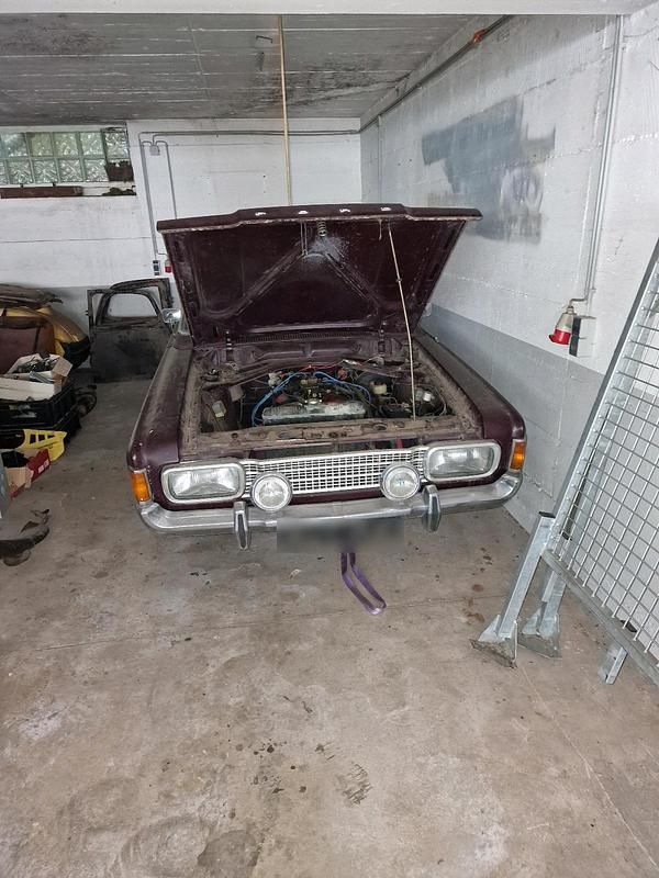 Second-hand Ford Taunus 1972 Berlinǎ