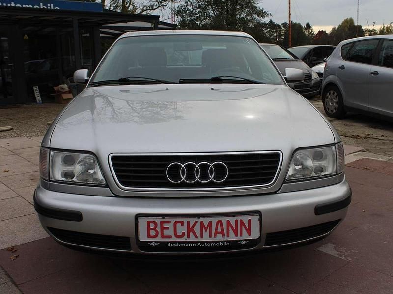 Gebraucht Audi A6 116 PS (85 kW) 1995 Silber Limousine