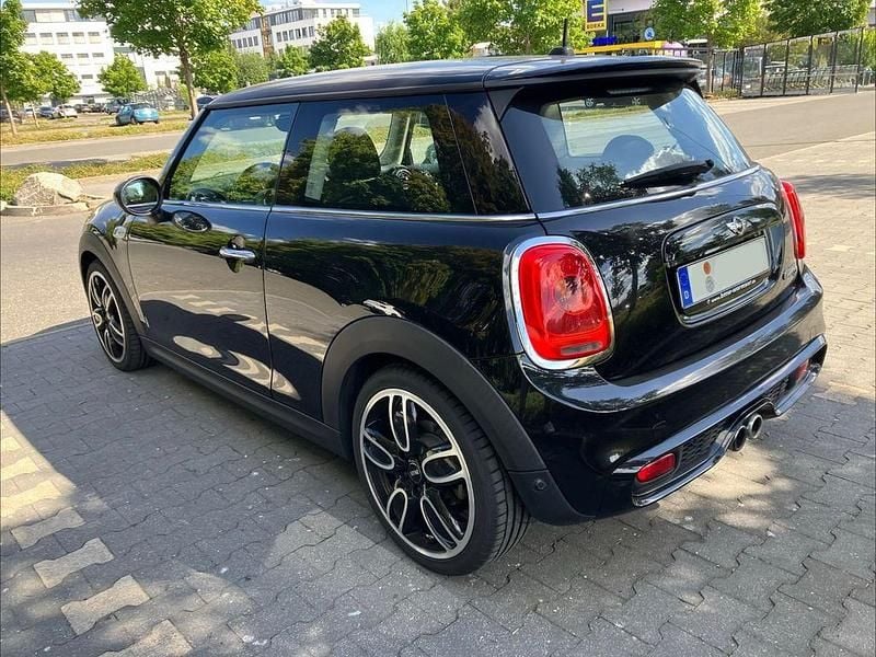 Gebraucht Mini Cooper S 192 PS (141 kW) 2015 Schwarz Kleinwagen