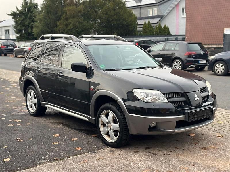 Gebraucht Mitsubishi Outlander 160 PS (117 kW) 2005 Schwarz SUV