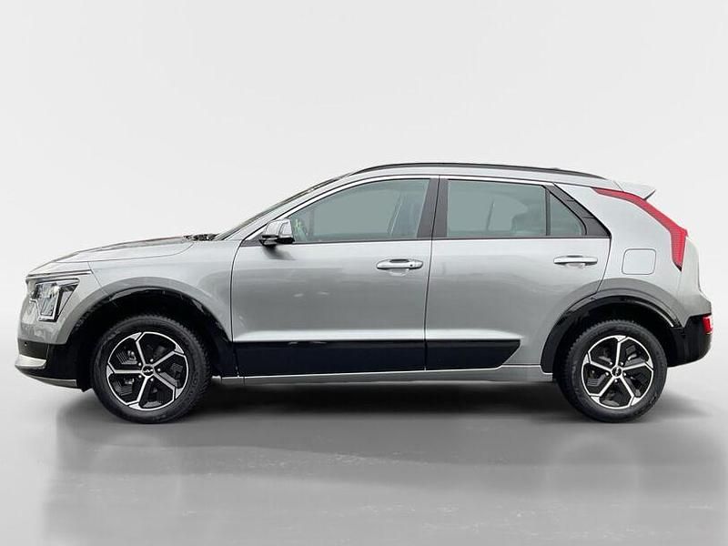 Gebraucht Kia Niro 140 PS (102 kW) 2025 Grau SUV