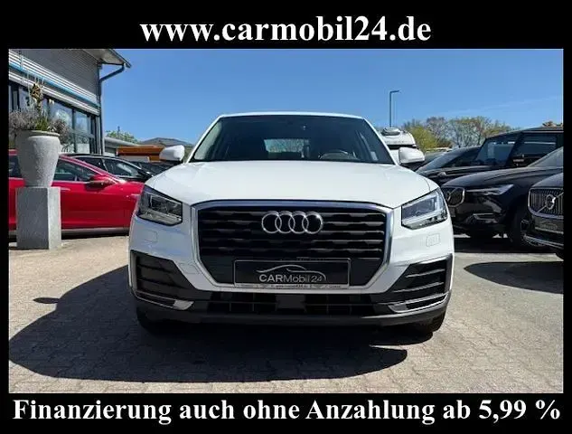 Gebraucht Audi Q2 Basis 116 PS (85 kW) 2018 Weiß SUV