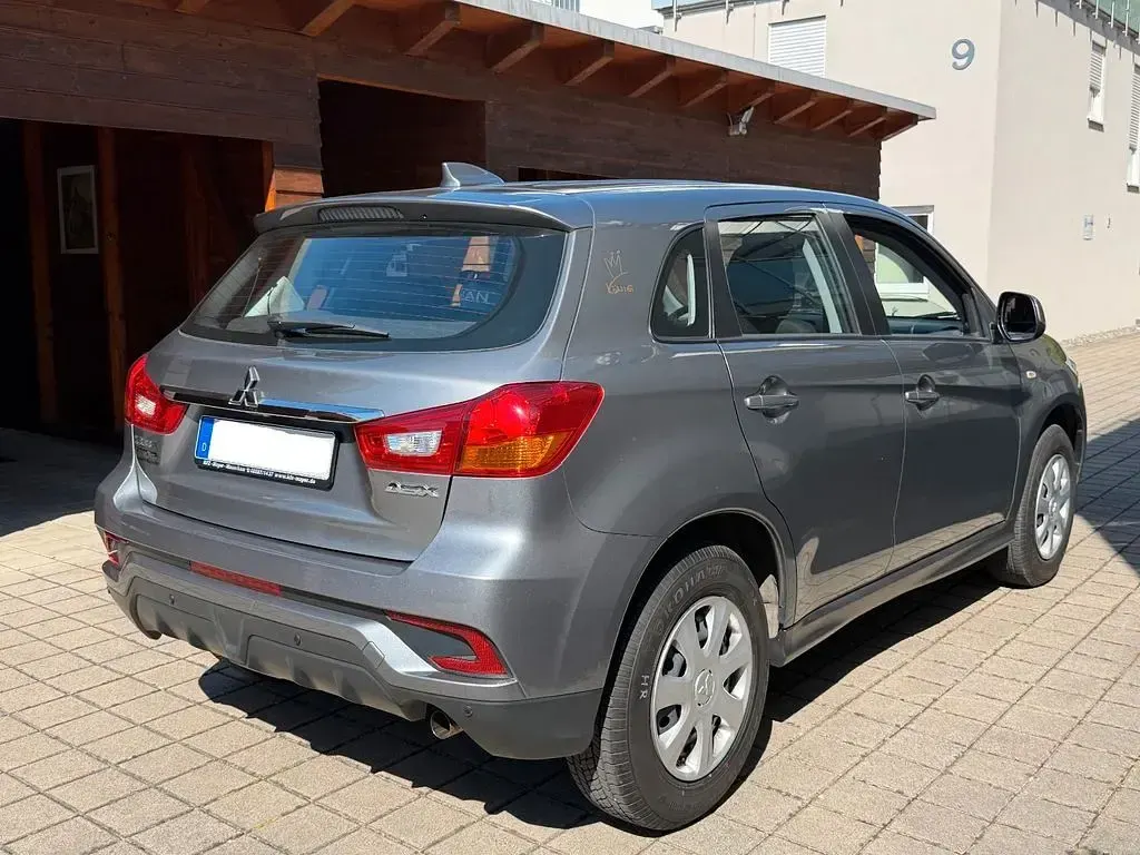 Gebraucht Mitsubishi ASX Top 117 PS (86 kW) 2018 Grau SUV