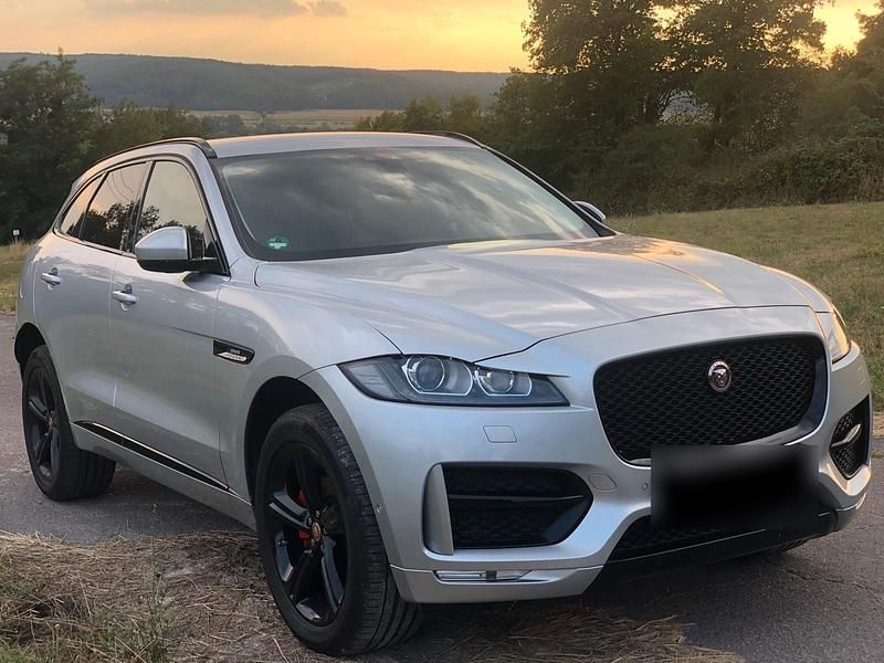 Gebraucht Jaguar F-Pace R-Sport 180 PS (132 kW) 2016 Grau SUV