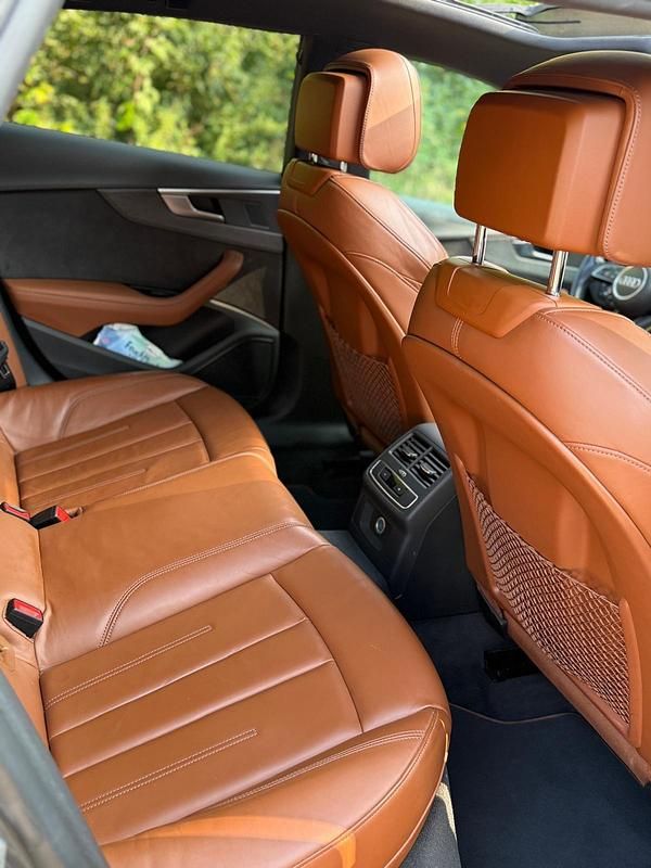 Silber Gebraucht 2018 Audi A5 Limousine | 19.000 € (Guter Preis) - Bild 1/4