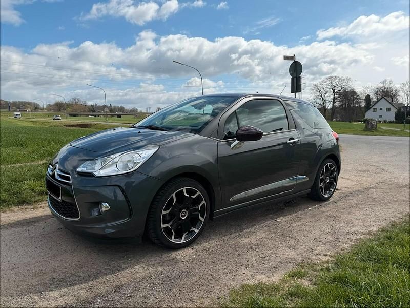 Gebraucht Citroën DS3 156 PS (114 kW) 2012 Grau Kleinwagen