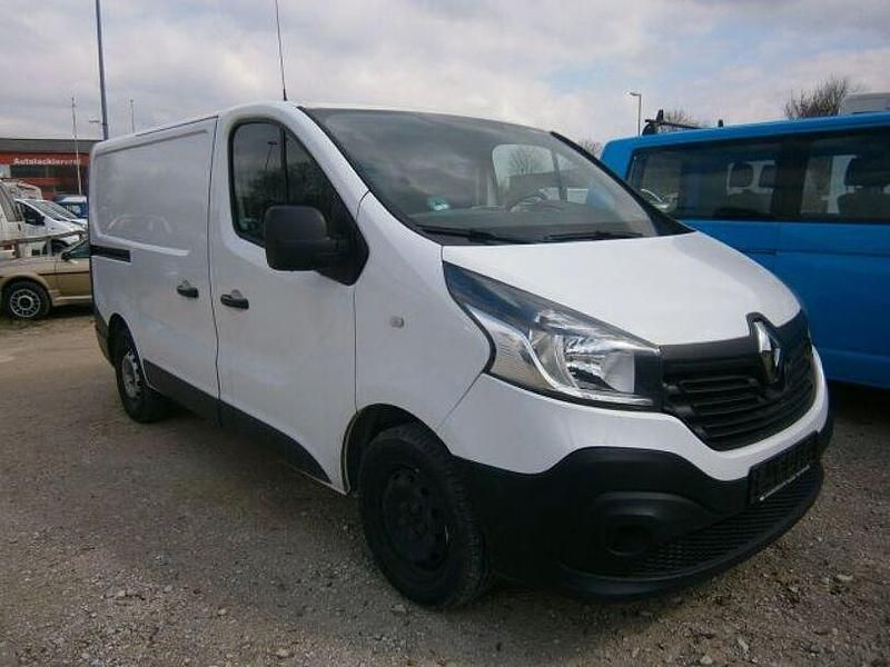 Gebraucht Renault Trafic Komfort 95 PS (69 kW) 2019 Weiß Van / Kleinbus