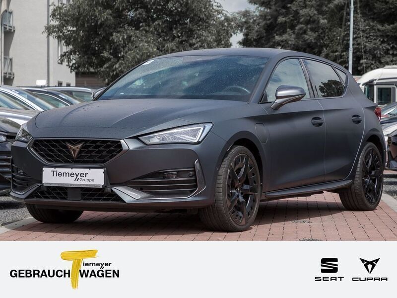 Grau Gebraucht 2021 Cupra Leon Limousine | 24.880 € (Fairer Preis) - Bild 1/4