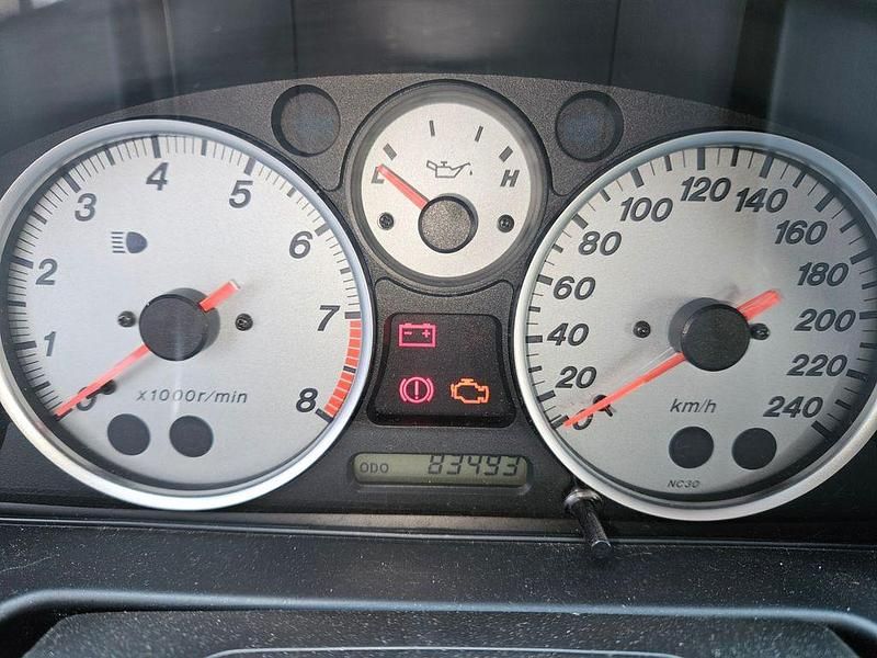 Gebraucht Mazda MX5 Emotion 126 PS (92 kW) 2006 Schwarz Cabrio