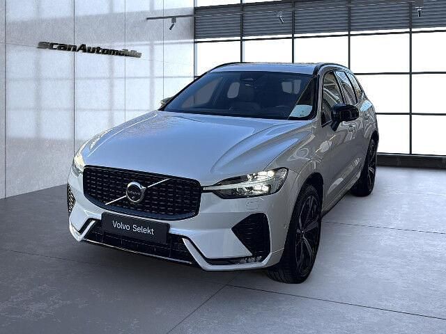 Gebraucht Volvo XC60 Ultimate 235 PS (172 kW) 2023 Crystal white (metallic) SUV