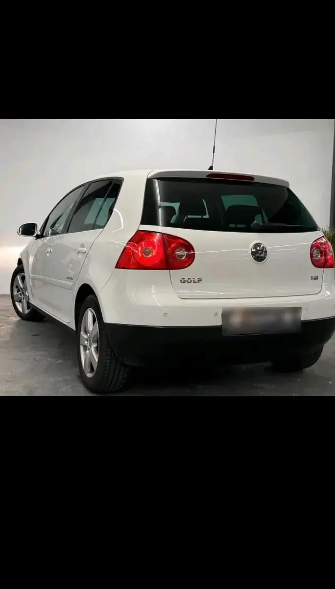 Gebraucht VW Golf VI United 122 PS (89 kW) 2010 Weiß Kleinwagen