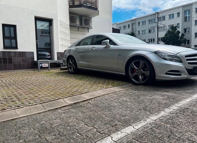 Gebraucht Mercedes CLS350 AMG 265 PS (194 kW) 2011 Silber Coupé