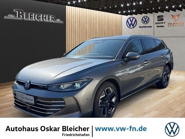 Diabasgrau metallic Gebraucht 2024 VW Passat Elegance Kombi | 57.990 € - Bild 1/4