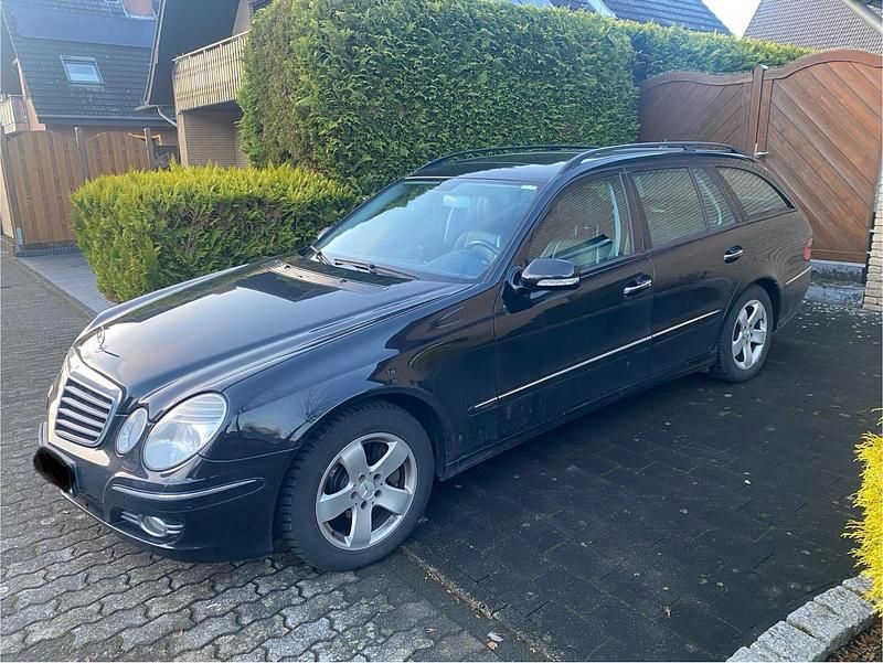 Schwarz Gebraucht 2008 Mercedes E280 Avantgarde Kombi | 5.500 € (Etwas zu teuer) - Bild 1/4