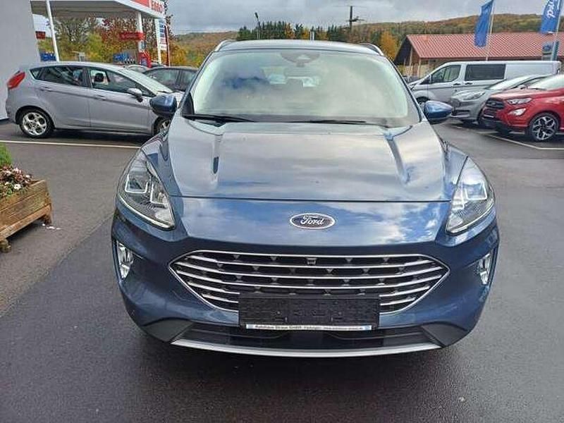 Gebraucht Ford Kuga Titanium 150 PS (110 kW) 2023 Chromablau metallic SUV