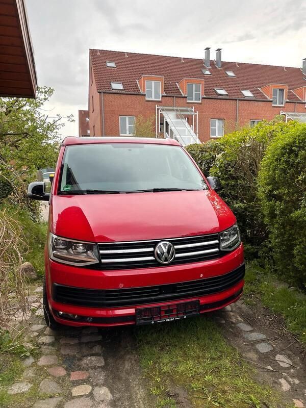 Rot Gebraucht 2016 VW T6 Edition Van | 39.500 € - Bild 1/4