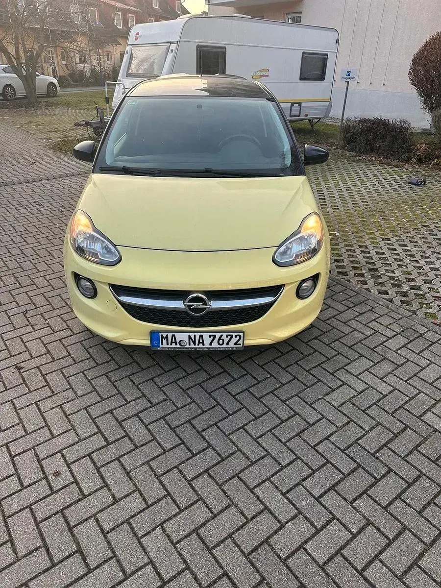 Gebraucht Opel Adam 69 PS (50 kW) 2016 Gelb Kleinwagen