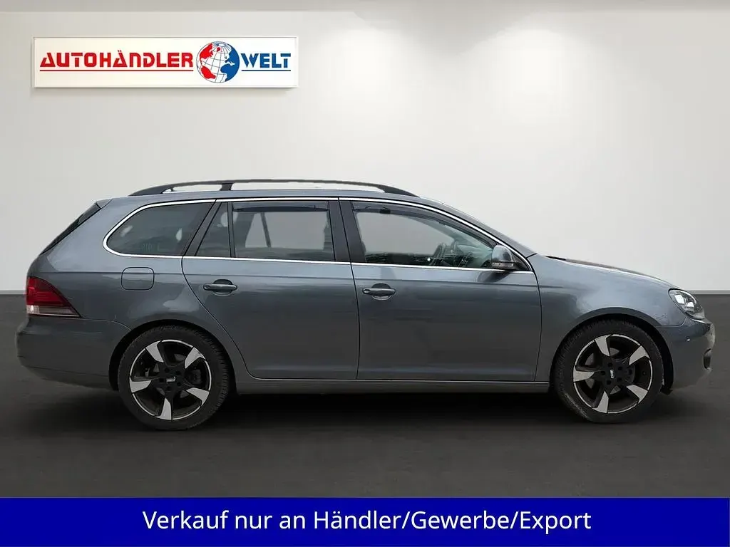 Gebraucht VW Golf VI 122 PS (89 kW) 2010 Grau Kleinwagen