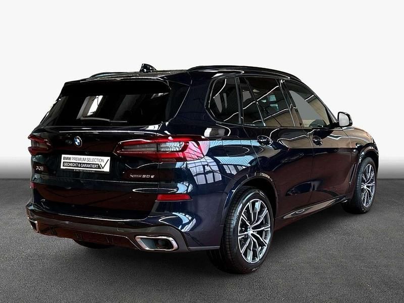 Gebraucht BMW X5 Sport Line 286 PS (210 kW) 2022 M carbonschwarz metallic SUV