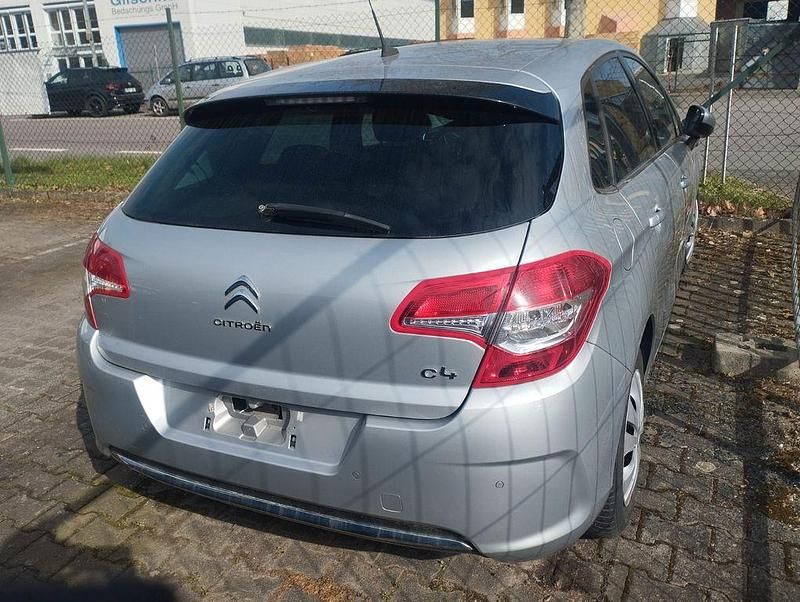 Gebraucht Citroën C4 Tendance 120 PS (88 kW) 2011 Limousine