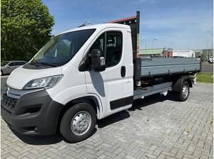 Gebraucht Citroën Jumper 140 PS (102 kW) 2022 Weiß ((lackierung weiss icy/deckende lackierung)) Van / Kleinbus