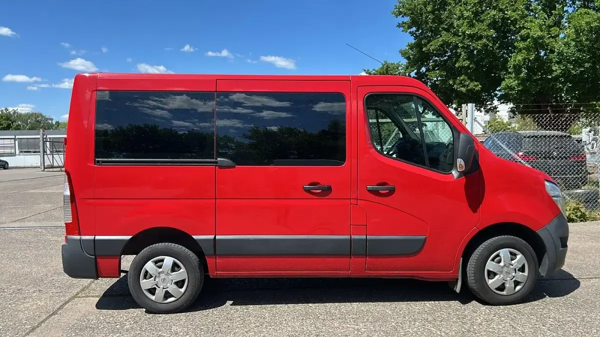 Gebraucht Nissan NV400 110 PS (80 kW) 2017 Rot Van
