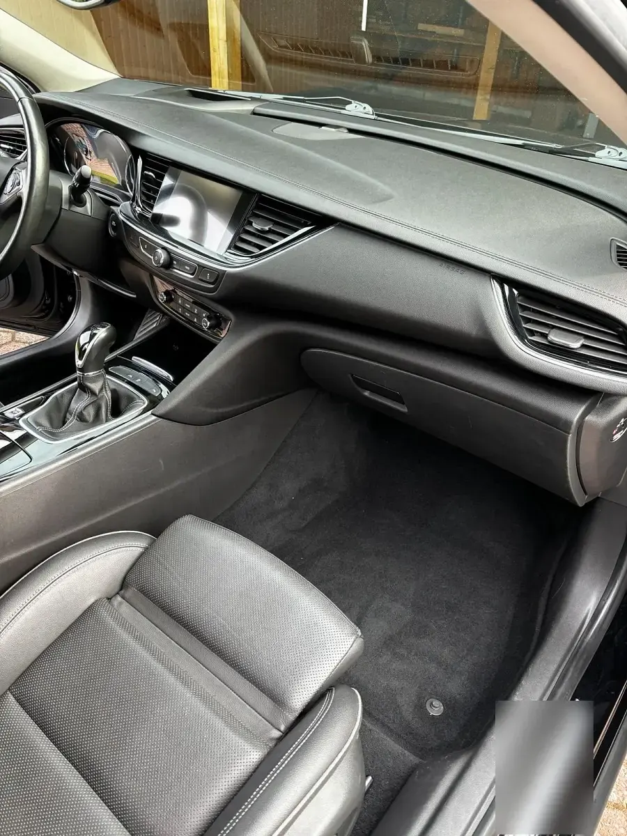 Gebraucht Opel Insignia 165 PS (121 kW) 2017 Schwarz Kombi