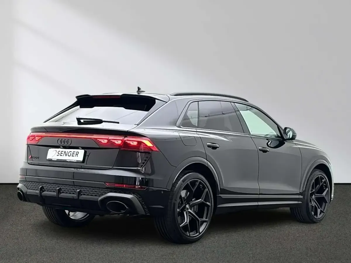 Neu Audi RS Q8 Performance 640 PS (470 kW) 2026 Mythosschwarz metallic SUV