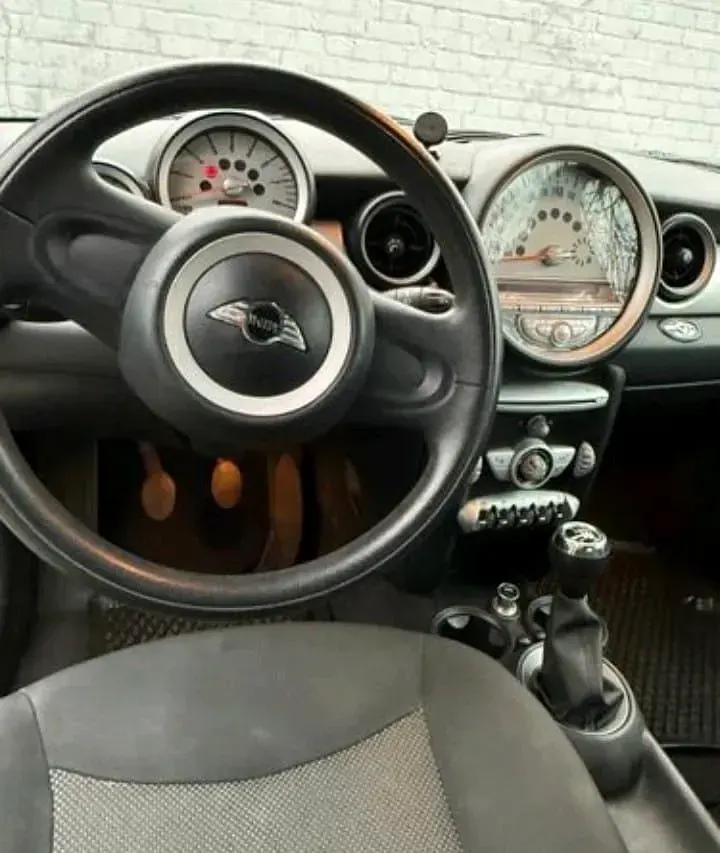 Gebraucht Mini One Cabriolet 98 PS (72 kW) 2010 Schwarz Cabrio