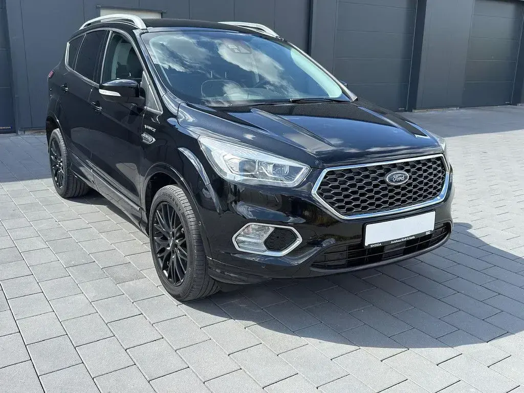Gebraucht Ford Kuga Vignale 179 PS (131 kW) 2019 Schwarz SUV