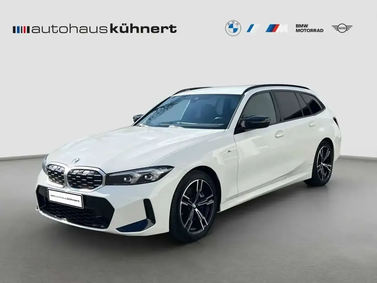 Gebraucht BMW 340 340 PS (250 kW) 2023 Alpinweiss iii Kombi