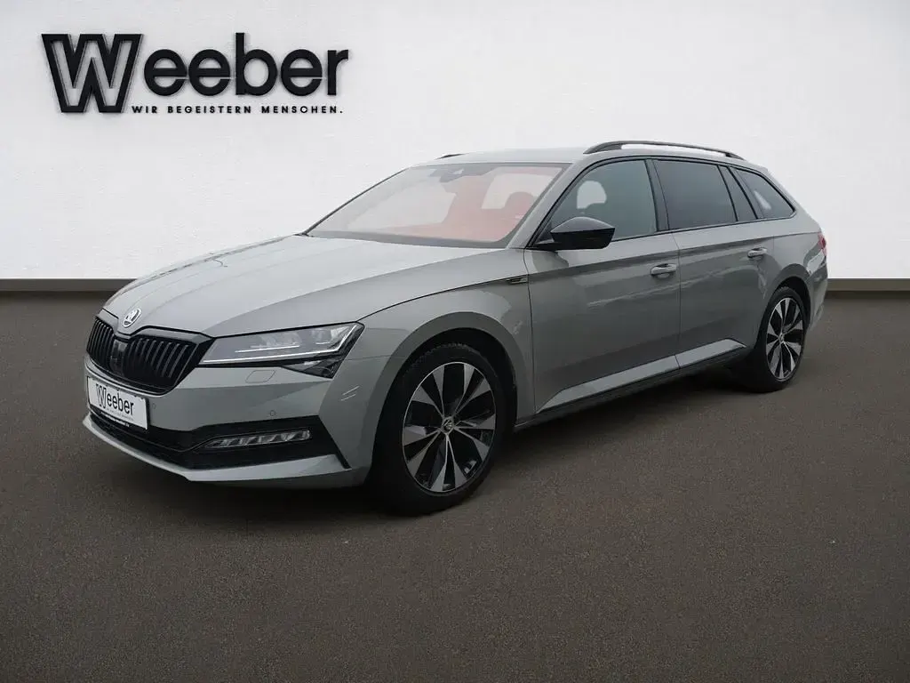 Gebraucht Skoda Superb SportLine 200 PS (147 kW) 2022 Steelgrau Kombi