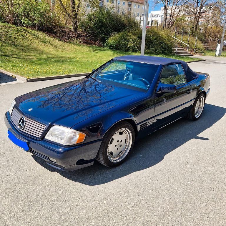 Blau Gebraucht 1992 Mercedes SL300 Cabrio | 22.800 € - Bild 1/4