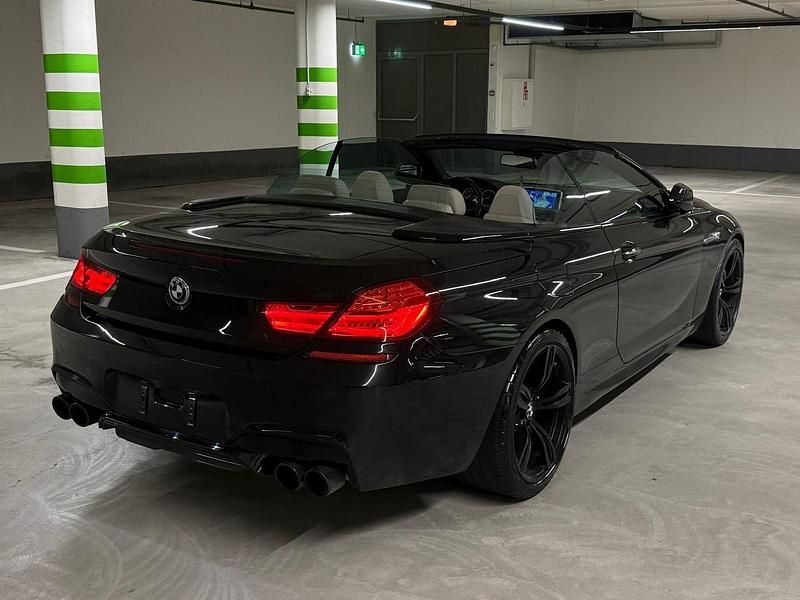 Schwarz Gebraucht 2011 BMW 640 Cabriolet Cabrio | 21.980 € (Fairer Preis) - Bild 1/4