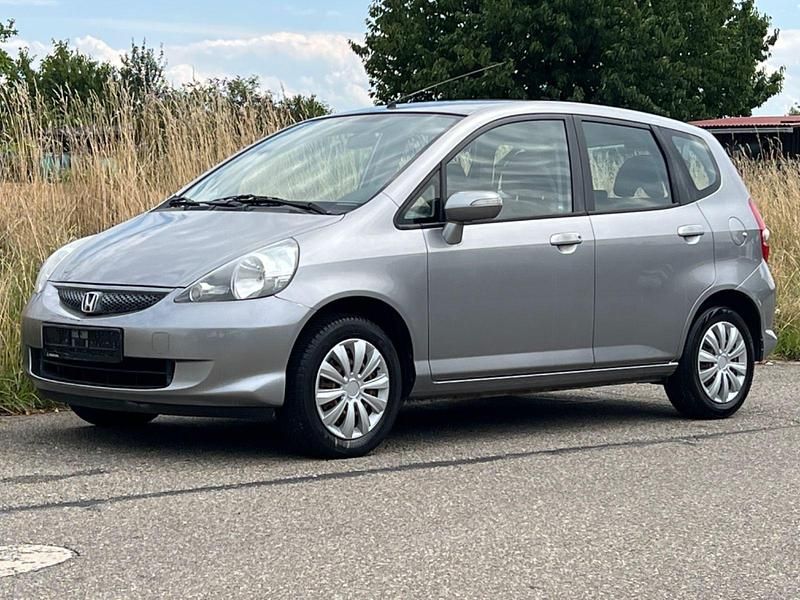Silber Gebraucht 2005 Honda Jazz LS Kleinwagen | 2.900 € (Fairer Preis) - Bild 1/4