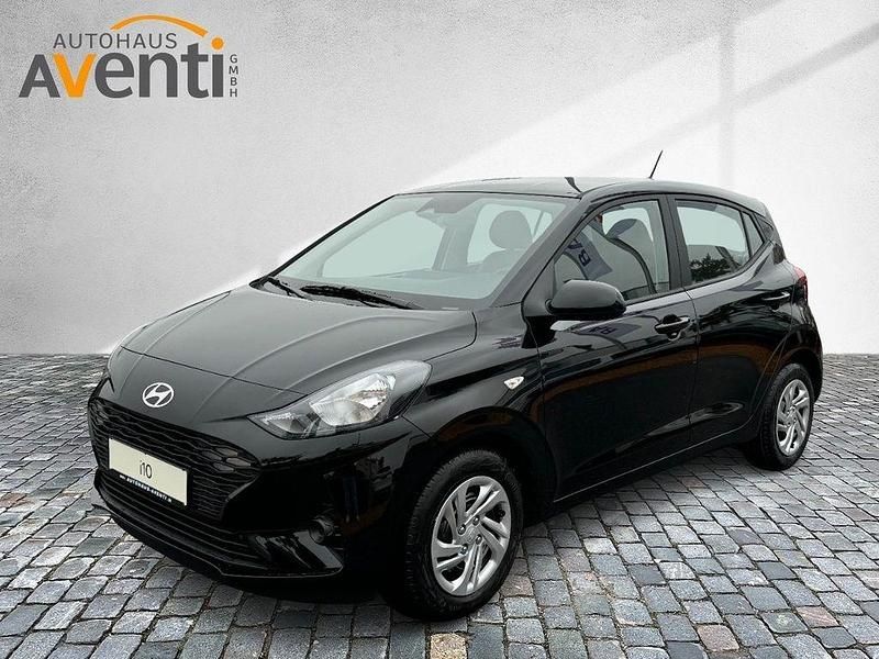 Gebraucht Hyundai i10 Select 63 PS (46 kW) 2025 Schwarz Kleinwagen