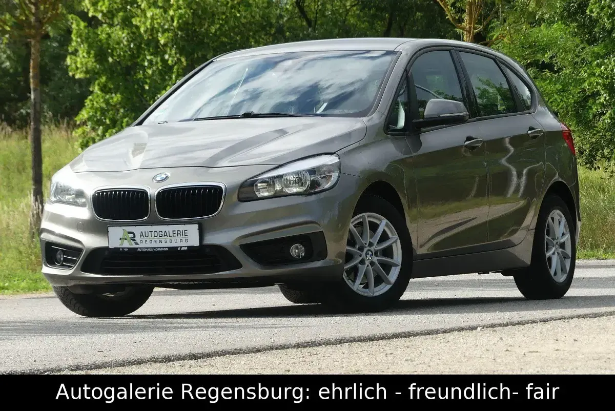 Gebraucht BMW 218 Active Tourer 136 PS (100 kW) 2017 Grau Van / Kleinbus
