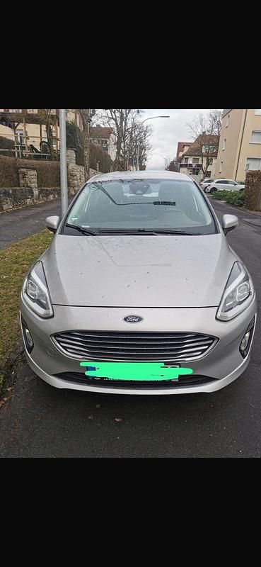Gebraucht Ford Fiesta 101 PS (74 kW) 2018 Silber Kleinwagen