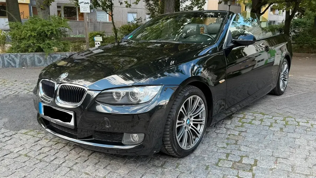 Gebraucht BMW 320 Cabriolet 170 PS (125 kW) 2007 Schwarz Cabrio