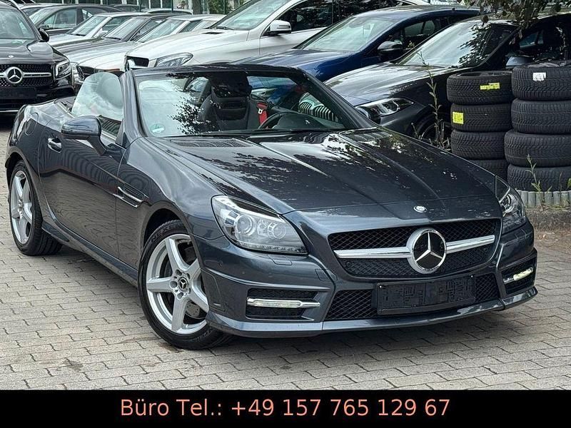 Grau Gebraucht 2013 Mercedes SLK200 AMG Cabrio | 19.990 € (Fairer Preis) - Bild 1/4