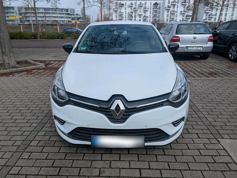 Gebraucht Renault Clio IV 118 PS (86 kW) 2017 Weiß Limousine
