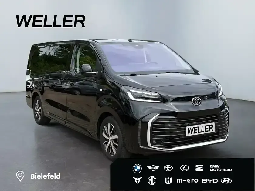 Gebraucht Toyota Proace Team 177 PS (130 kW) 2024 Black pearl (schwarz) Van / Kleinbus