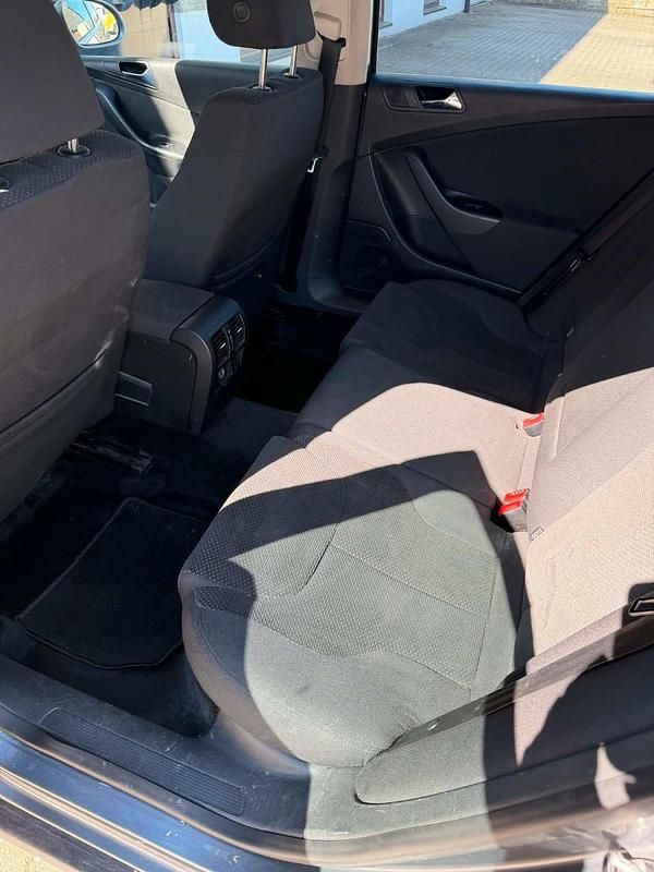 Gebraucht VW Passat 115 PS (84 kW) 2006 Grau Limousine