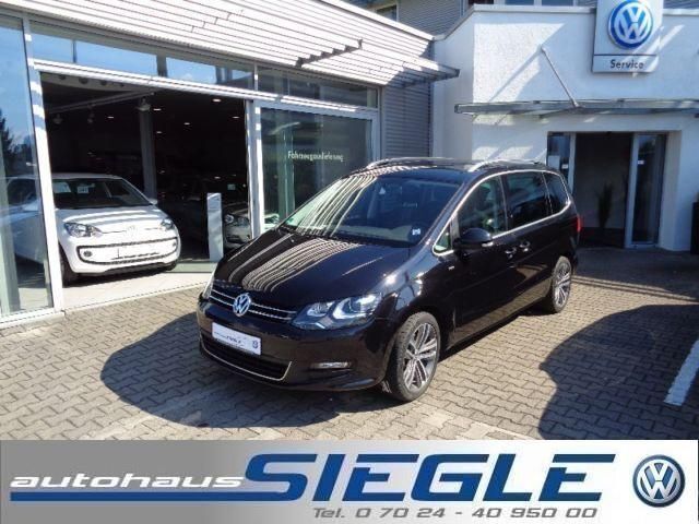Schwarz metallic Gebraucht 2013 VW Sharan Match Van / Kleinbus | 21.490 € (Teuer) - Bild 1/4